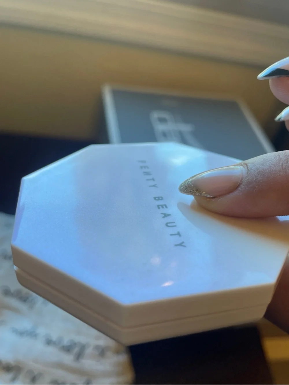 Fenty Beauty Trophy Wife Highlighter Compact KILLAWATT FREESTYLE HIGHLIGHTER